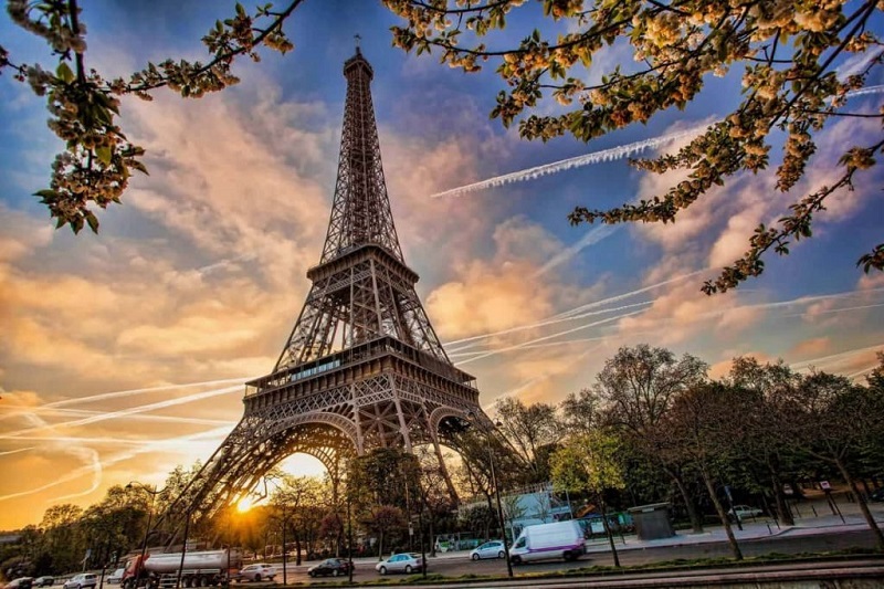 Tháp Eiffel. Ảnh: Internet
